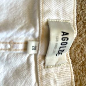 AGOLDE shot denim shorts size 28
